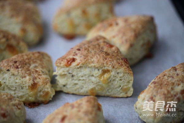 Cheddar Cheese Scones recipe