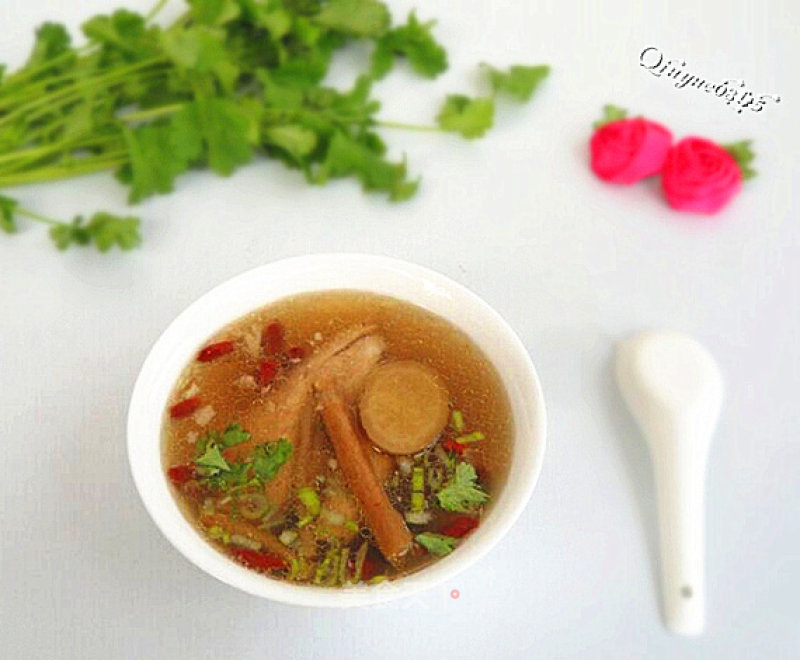 Codonopsis and Wolfberry Chicken Soup recipe
