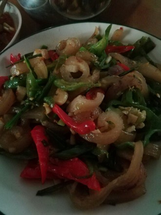 Stir-fried Pork Skin with Chili recipe