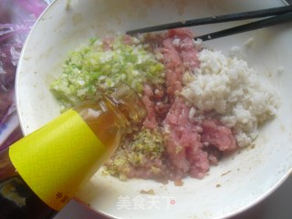 Steamed Little Lion Head recipe