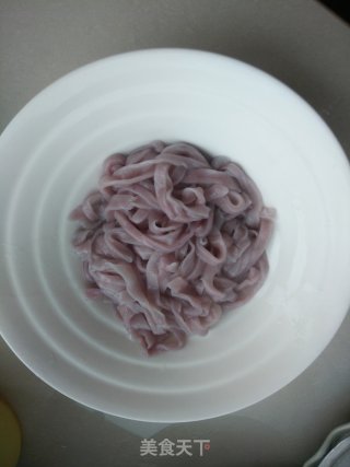 Suzaozi Purple Sweet Potato Hand Rolled Noodles recipe