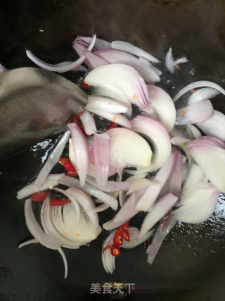 Fried Beef with Onion recipe