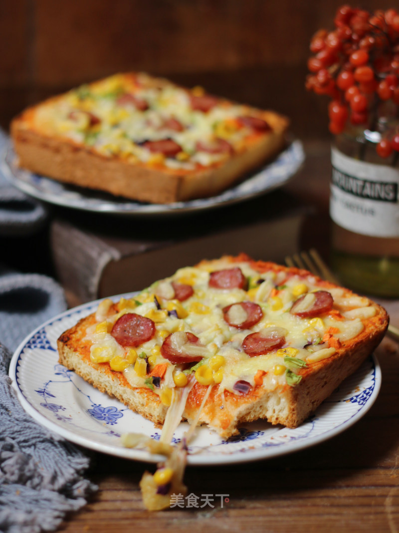 Sausage Toast Pizza recipe