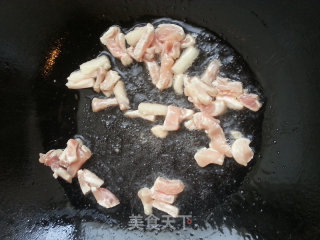Stir-fried Tofu with Pork Belly and Red Pepper recipe
