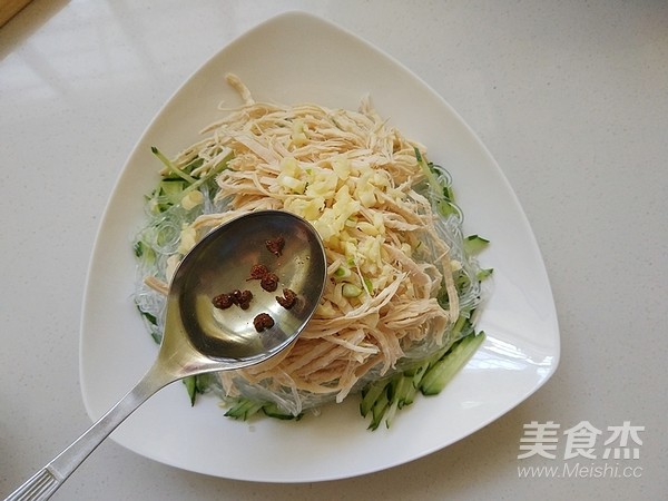 Chicken Shreds with Mustard Vermicelli recipe