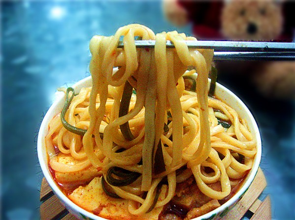 Korean Spicy Hot Pot Noodles recipe