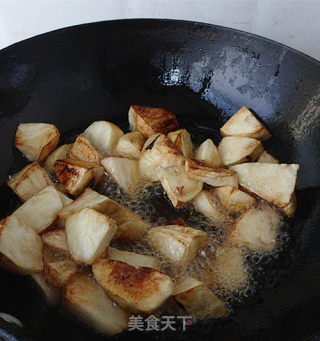 Home Cooking-roasted Eggplant with Sauce-flavored Pork Slices recipe