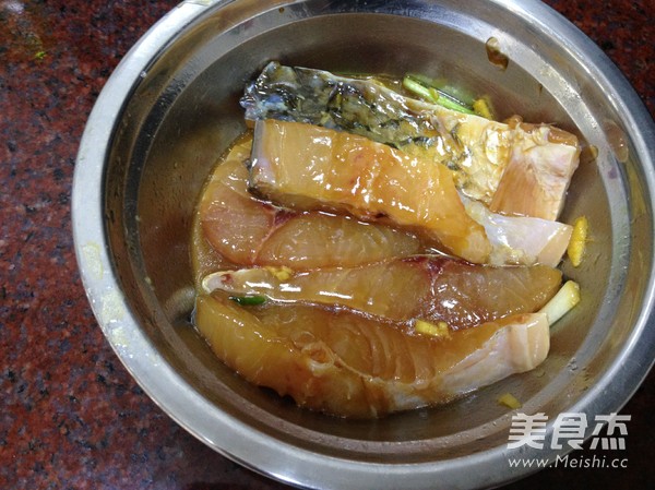 Steamed Fish Belly with Enoki Mushroom recipe