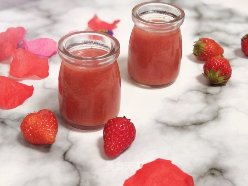Strawberry Pudding Made with Fresh Strawberries recipe