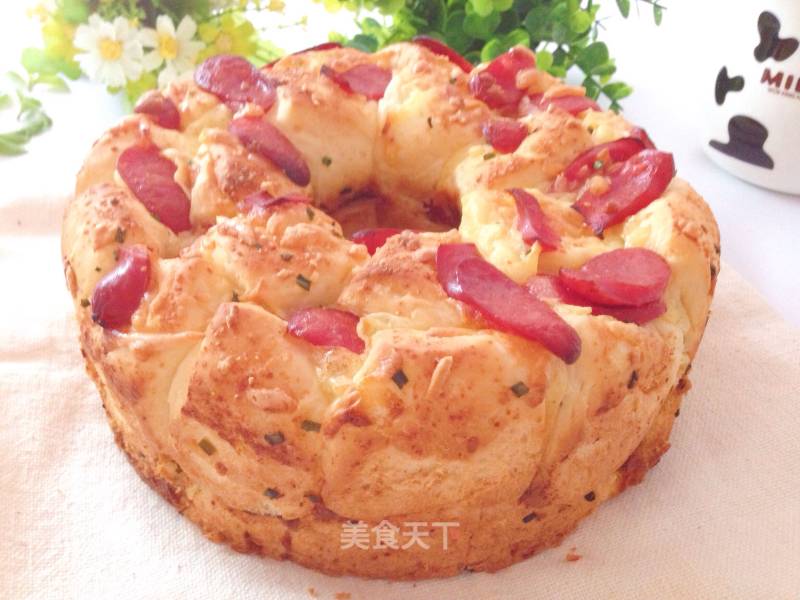 #新良第一节婚纱大赛# Sausage and Cheese Shredded Bread recipe