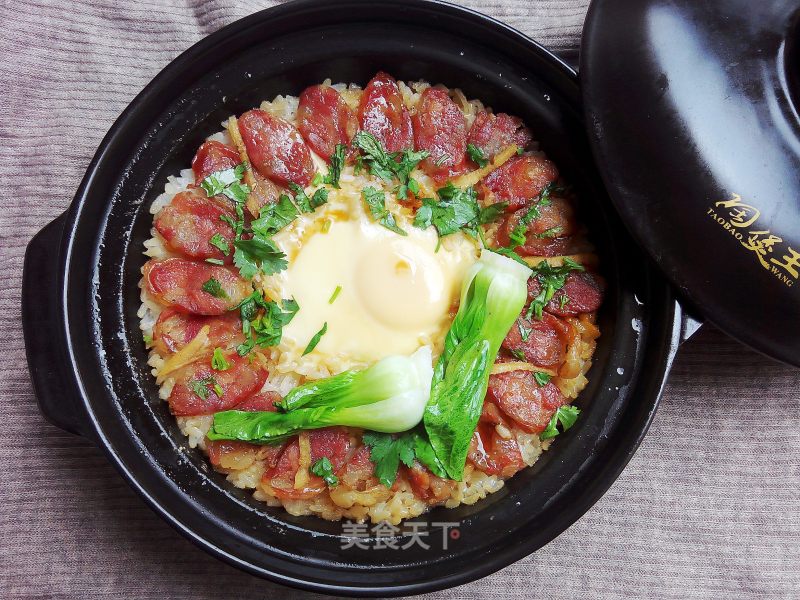 #trust之美#claypot Rice with Sausage Nest and Egg recipe