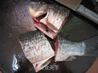 Carrot Corn Peanut Crucian Carp Soup recipe