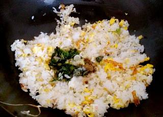 #春食野菜香# Dandelion Egg Fried Rice recipe