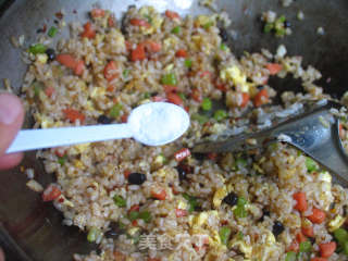 Laoganma Purple Cabbage Fried Rice recipe