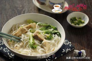 Choi Fish Soup Noodle recipe