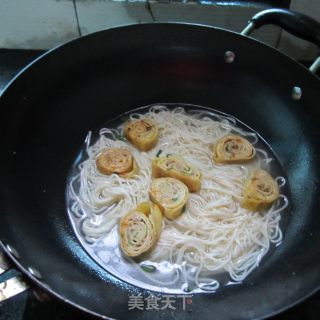 Soup Egg Roll Noodles recipe