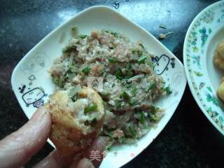 Fried Pork Vermicelli with Stuffed Tofu recipe