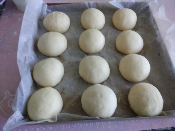 Peanut Stuffed Meal Buns recipe