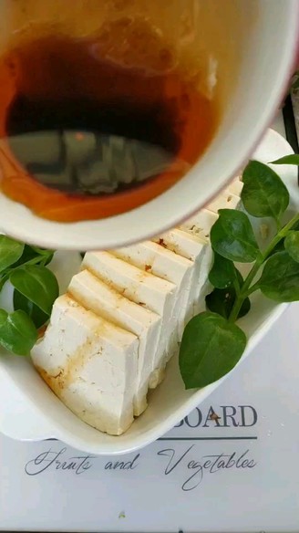 Tofu Mixed with Tea Oil