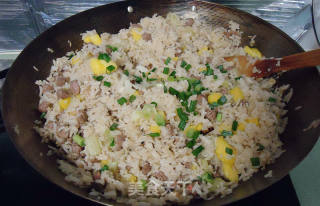 Fried Rice with Beef and Pineapple recipe