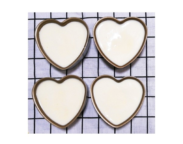 4-inch Heart-shaped Oil-free Yogurt Cake recipe