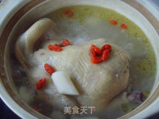 Delicious and Delicious---yam and Gingko Chicken Soup recipe