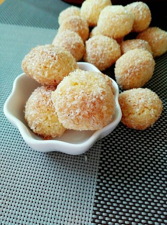 Creamy Coconut Balls recipe