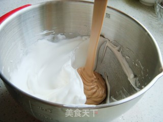 Cocoa Chiffon Cake [6 Inches] recipe