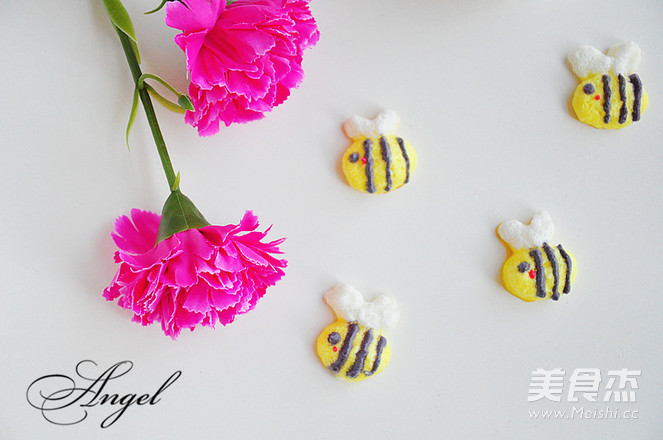 Little Bee Meringue recipe