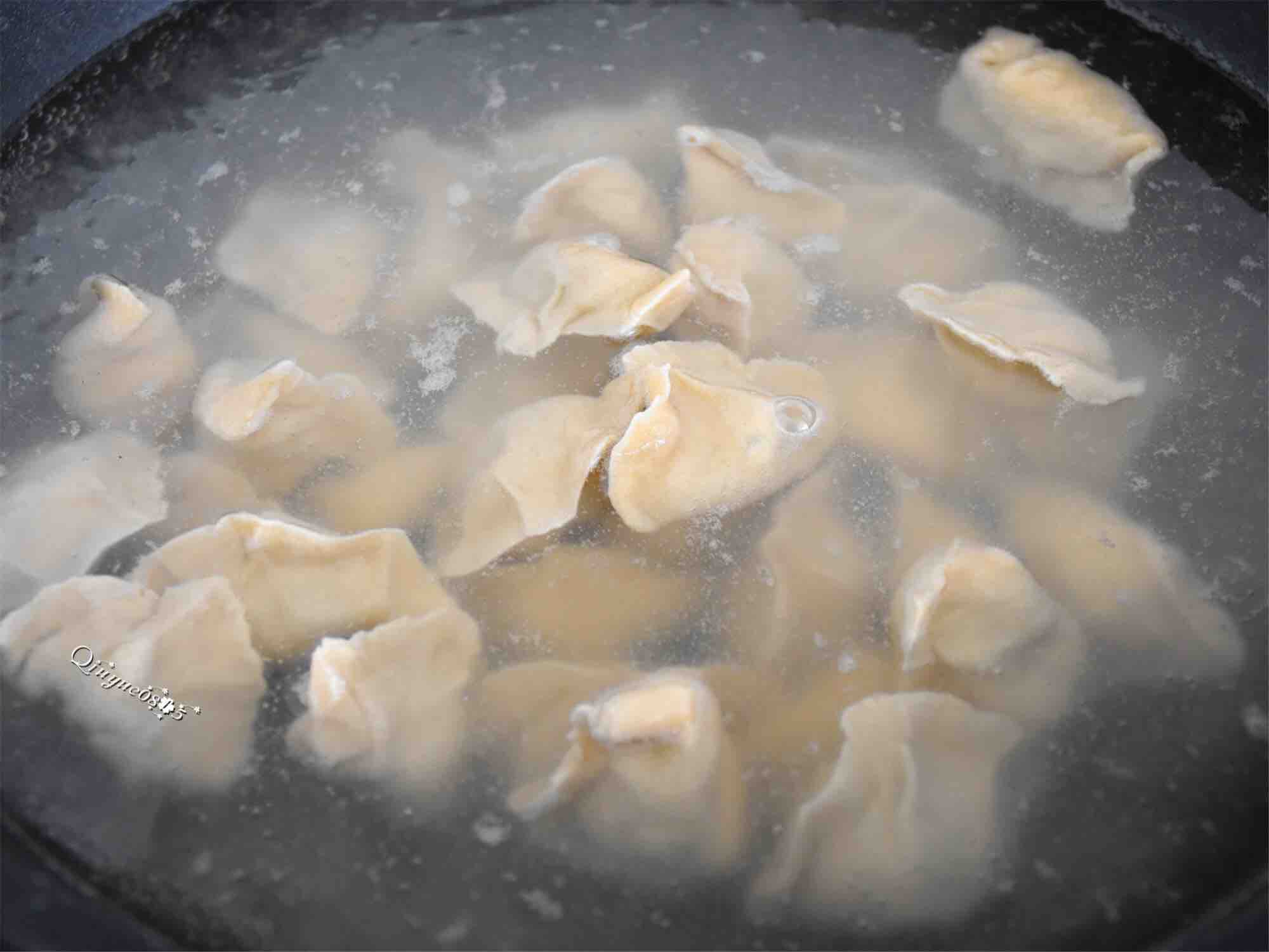Soba Dumplings Stuffed with Shepherd's Purse recipe
