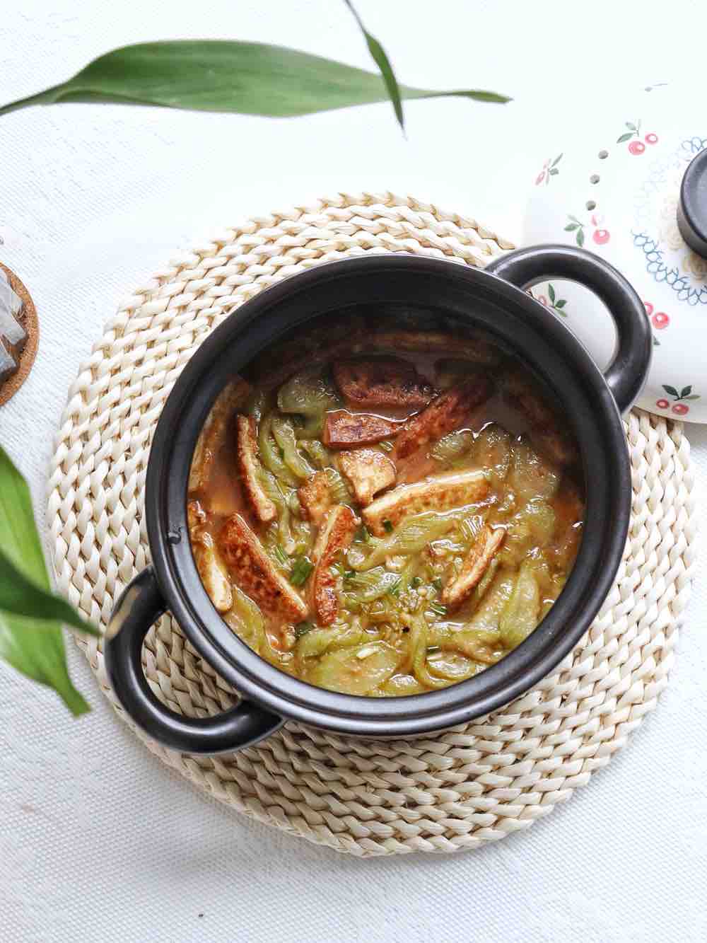 Loofah Tofu Soup recipe