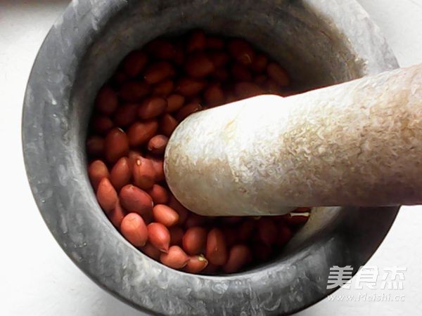 Sesame Peanut Red Rice Balls recipe