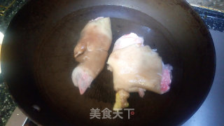 Soy Stewed Trotter recipe