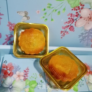 Date Paste Filling Mooncakes recipe