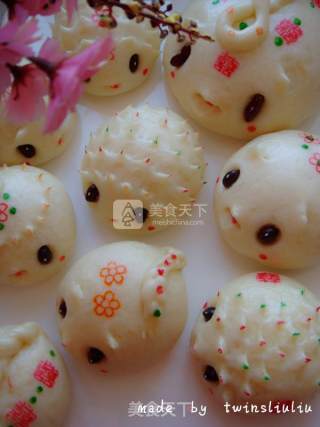 Hedgehog Mouse Patterned Steamed Buns (red Bean Paste Buns) recipe