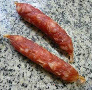 Stir-fried Yuba with Garlic Sausage recipe