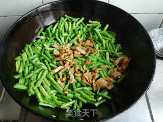 Stir-fried Soft Beans with Sauce recipe