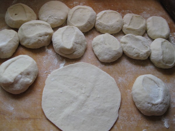 Steamed Buns with Wild Vegetables and Minced Meat recipe