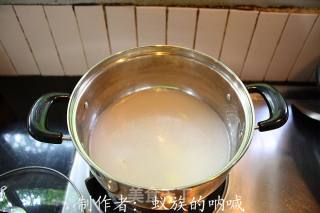 Summer Quick Soup---white Melon and Salted Egg Soup recipe