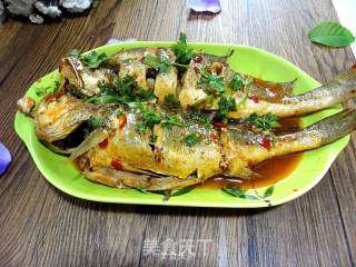 Home-style Stewed Yellow Croaker recipe