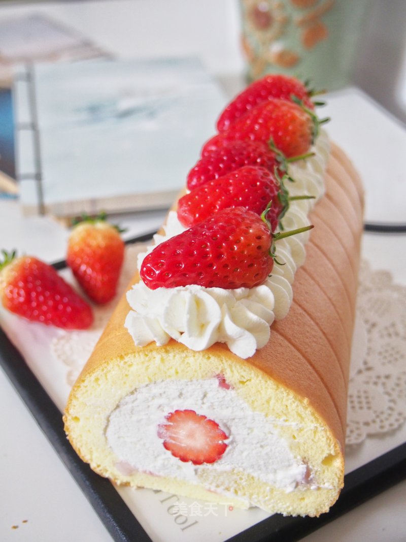 Strawberry Cream Roll recipe