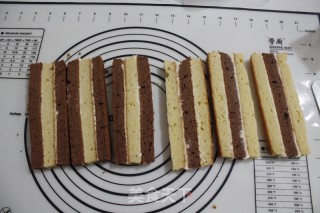 Two-color Chess Cream Cake recipe