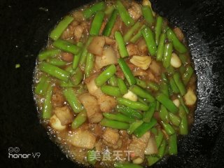 Stir-fried String Beans with Pork Belly recipe