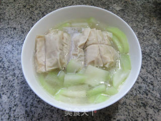 Meat Noodles and Pulp Melon Soup recipe