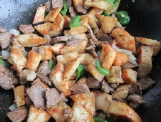 Stir-fried Pork with Dry Naan recipe