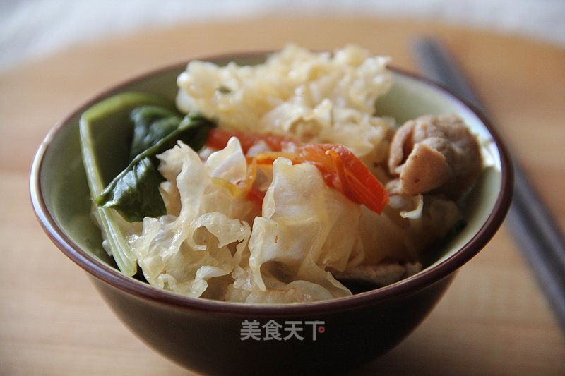 Braised White Fungus with Choy Sum recipe