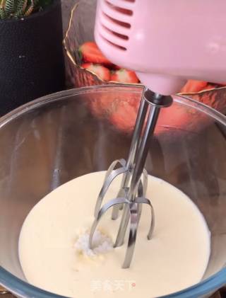 Strawberry Bomb Mousse recipe