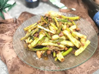 Stir-fried Beans with Minced Meat recipe