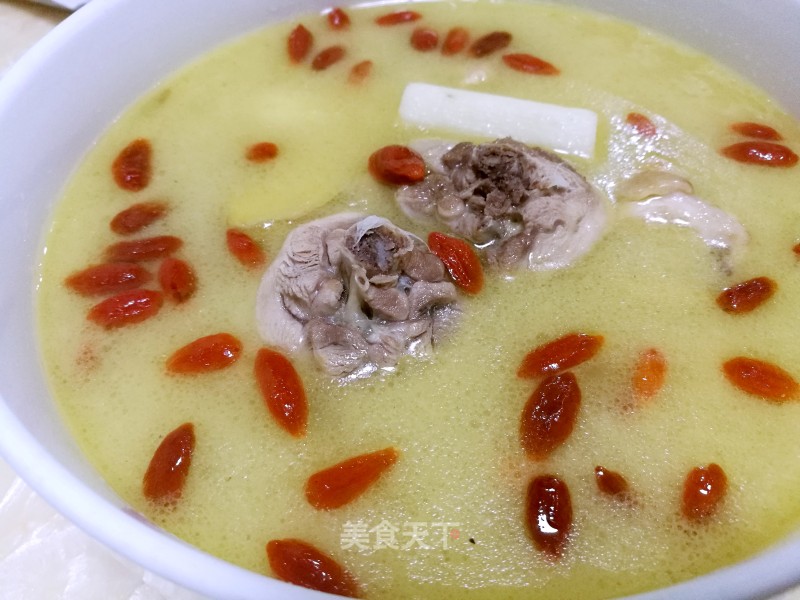 Chinese Wolfberry and Yam Chicken Soup recipe