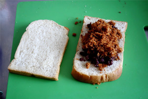 Meat Floss Bean Sandwich recipe